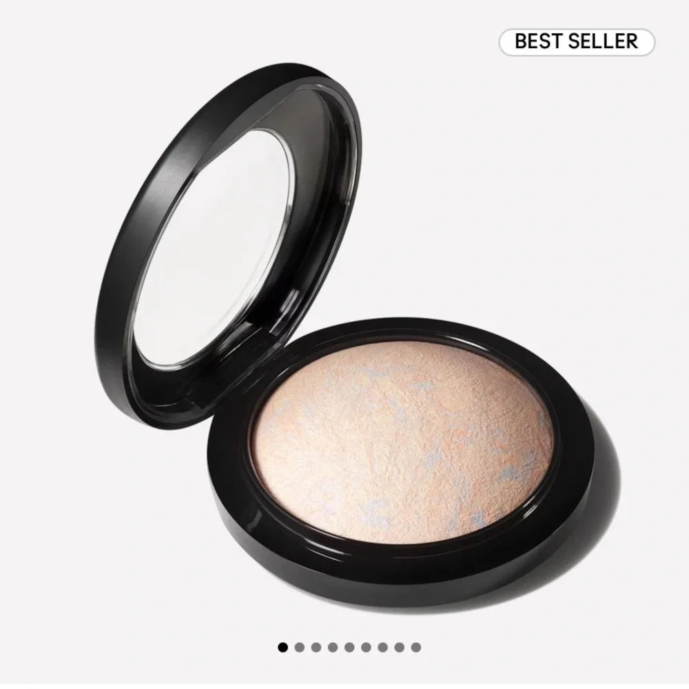 New MAC Mineralize highlighter skinfinish Lightscape
